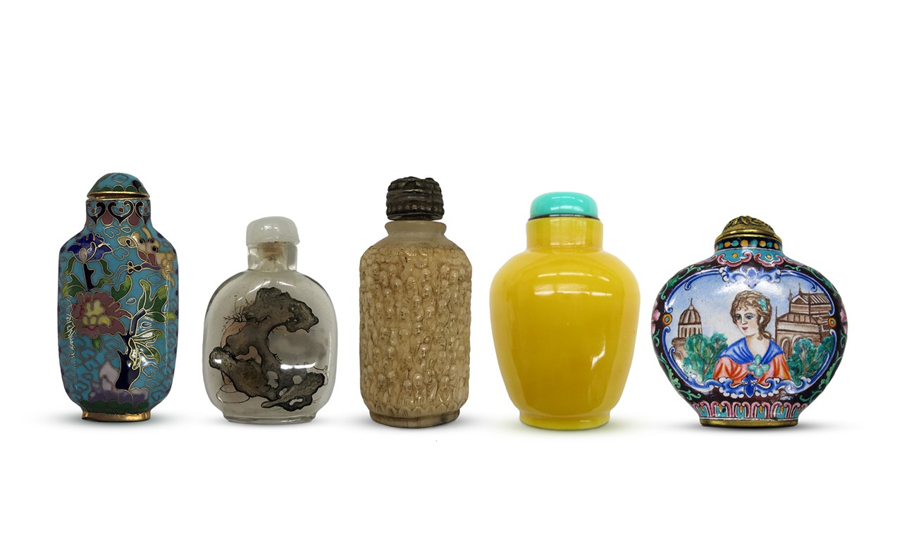 Bottled Beauty: Snuff Containers of China - EasyBlog - Bowers Museum