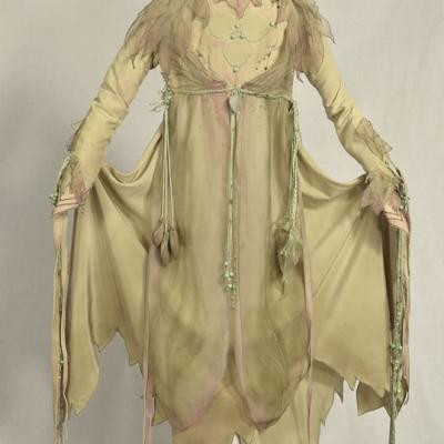 Costume for Kira in The Dark Crystal, 1982 © Brian and Wendy Froud