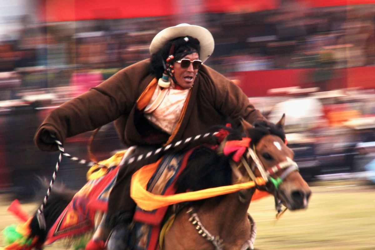 Nomad Festivals of Tibet: Their Costumes and Horse Trappings with Cheri Hunter